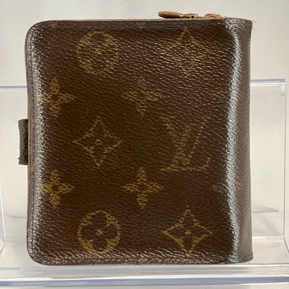 Louis Vuitton Monogram Compact Zippy Wallet - Picture 3 of 16
